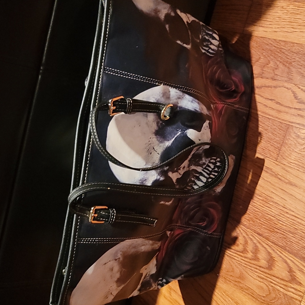 Skull purse